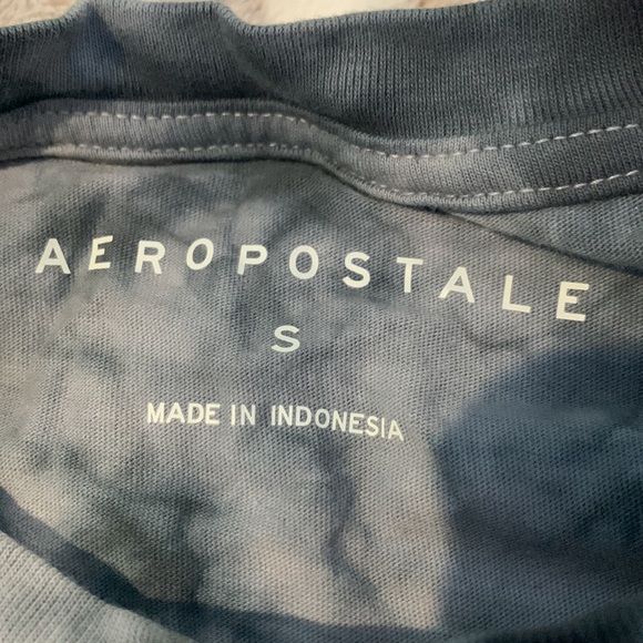 never wore once. i got it without trying it on and it ended up not fitting - Picture 4 of 4